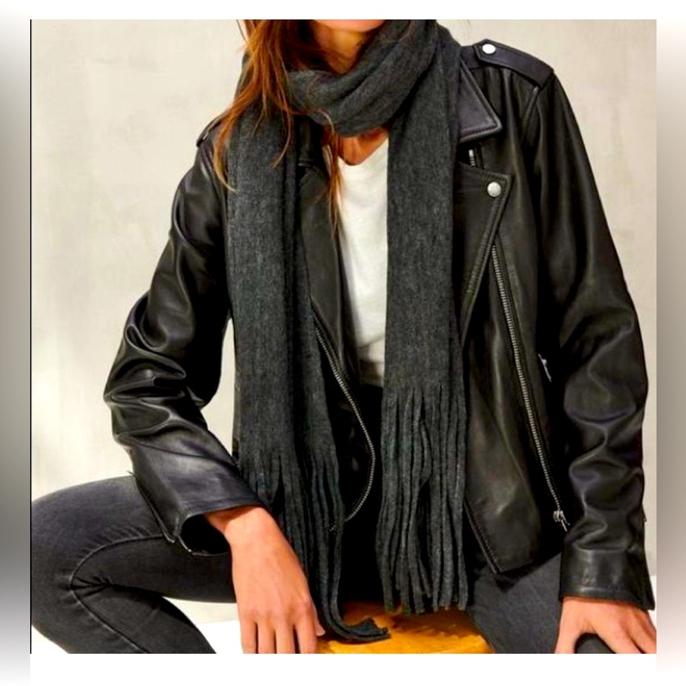 LUCKY BRAND Dark Charcoal Gray Extra Long Fringe Scarf Shawl NWOT Orig $70